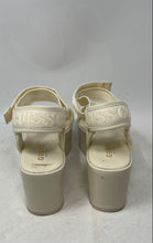 Load image into Gallery viewer, Guess Womens Daysa White Open Toe Hook And Loop Strappy Sandals Size 8 M