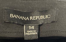 Load image into Gallery viewer, Banana Republic Womens Black Flat Front Back Zip Straight & Pencil Skirt Size 14