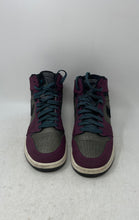 Load image into Gallery viewer, Nike Unisex Kids Air Jordan 1 Retro Black Burgundy Green Basketball Shoes Sz 7Y