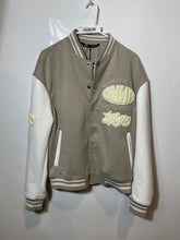 Load image into Gallery viewer, Zara Mens Beige Embroidered Long Sleeve Snap Front Varsity Jacket Size Medium