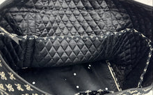 Load image into Gallery viewer, Vera Bradley Womens Black White Floral Quilted Shoulder Strap Zipper Tote Bag