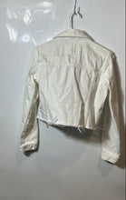 Load image into Gallery viewer, Forever 21 Womens White Long Sleeve Button Front Cropped Denim Jacket Size S