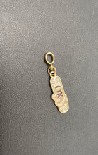 Load image into Gallery viewer, XO Heart Gold-Tone Pendant Weight 1.3g (NCL)