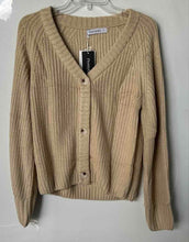 Load image into Gallery viewer, Pretty Garden Womens Beige Knitted Button Front Cardigan Sweater Sz S With Tags