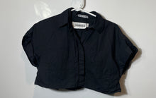 Load image into Gallery viewer, Zara Womens Black Short Sleeve Collared Cropped Blouse Top Size XS