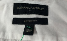 Load image into Gallery viewer, Banana Republic Mens White Cotton Pockets Untucked Fit Button-Up Shirt Size S