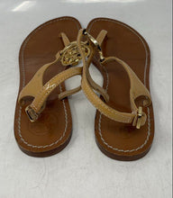 Load image into Gallery viewer, Authentic Tory Burch Womens Beige Flat Thong Sandals Size 7M Worn