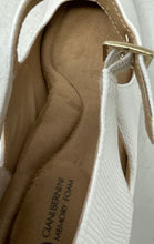 Load image into Gallery viewer, Giani Bernini Womens Velma White Round Toe Mary Jane Heels Size 9M