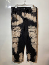 Load image into Gallery viewer, Forever 21 Mens Black Beige Tie Dye Denim Pockets Straight Leg Jeans Size 32