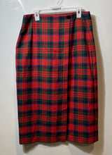 Load image into Gallery viewer, Michel Nicole Womens Red Green Plaid Button Knee Length Wrap Skirt Size Large