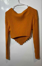Load image into Gallery viewer, Forever 21 Womens Yellow Long Sleeve Crew Neck Cropped Pullover Sweater Size L