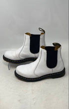 Load image into Gallery viewer, Dr. Martens Womens 2976 White Black Leather Pull On Ankle Chelsea Boots Size 9