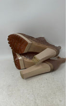 Load image into Gallery viewer, Melissa X Alexandre Herchcovitch Womens Cream Block Heel Ankle Bootie Size 9