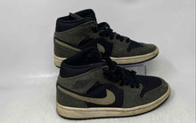 Load image into Gallery viewer, Nike Womens Air Jordan 1 Mid Green And Black Lace-Up Sneaker Shoes Size 9