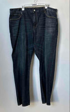 Load image into Gallery viewer, Lucky Brand Mens 329 Classic Dark Blue Denim Straight Jeans Sz W42/L32 With Tag