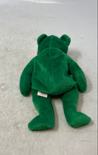 Load image into Gallery viewer, Ty Green Erin The Bear Beanie Baby Collection Shamrock Plush Toys With Tags