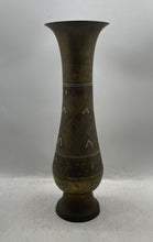 Load image into Gallery viewer, Vintage Set Of 2 Pcs Gold-Tone Printed Collectible Brass Copper Vase