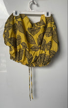 Load image into Gallery viewer, Zara Womens Yellow Black Leaf Print Short Sleeve Cropped Blouse Top Size XS