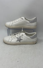 Load image into Gallery viewer, Vintage Havana Womens Betsey White Leather Lace-Up Sneaker Shoes Size 9