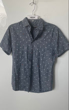 Load image into Gallery viewer, Express Mens Gray Printed Short Sleeve Collared Button-Up Shirt Size Small