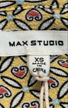 Load image into Gallery viewer, Max Studio Womens Yellow Heart Print Ruffle Sleeveless Wrap Dress Sz XS W/ Tags