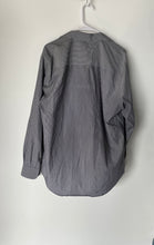 Load image into Gallery viewer, Perry Ellis Mens Gray Pinstripe Long Sleeve Non Iron Button-Up Shirt Size Large