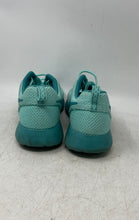 Load image into Gallery viewer, Nike Mens Roshe Run 511881-301 Green Low Top Lace-Up Sneaker Shoes Size 9.5