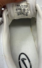 Load image into Gallery viewer, Nike Womens Air Liner 192034 White Leather Lace-Up Wingtips Golf Shoes Size 7