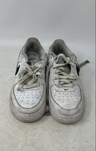 Load image into Gallery viewer, Nike Kids Air Force 1 ‘07 White Black Lace-Up Sneaker Shoes Size 2 Youth