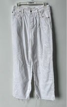 Load image into Gallery viewer, Zara Womens White Light Wash Pockets Raw Hem Stretch Wide-Leg Jeans Size 6
