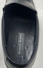 Load image into Gallery viewer, Aston Grey Mens Black Leather Round Toe Slip-On Loafers Shoes Size 10.5