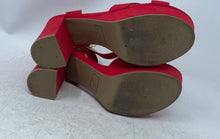 Load image into Gallery viewer, Sun + Stone Womens Lillah Red Adjustable Buckle Block Heels Platform Sandal 9 M