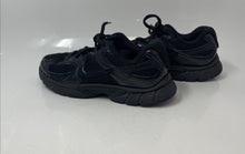 Load image into Gallery viewer, Nike Kids V5 RNR HQ6411-002 Black Round Toe Lace-Up Sneaker Shoes Size 3.5Y