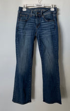 Load image into Gallery viewer, American Eagle Outfitters Womens Blue Denim Bootcut Jeans Pants Size 4 Short