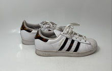 Load image into Gallery viewer, Adidas Mens Superstar White Leather Lace-Up Low Top Sneakers Shoes Size 7