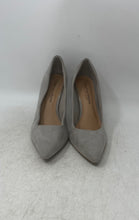 Load image into Gallery viewer, Christian Siriano Womens Gray Pointed Toe Slip-On Pump Heels Size 8W
