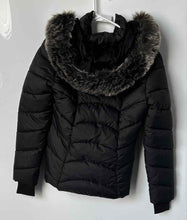 Load image into Gallery viewer, YMI Womens Black Long Sleeve Fur Trim Hooded Full-Zip Winter Puffer Coat Size M