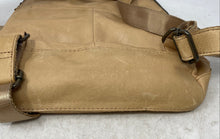 Load image into Gallery viewer, American Leather Co. Womens Light Brown Leather Adjustable Strap Zipper Backpack
