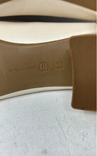 Load image into Gallery viewer, Giani Bernini Womens Beige Gold Round Toe Slip-On Block Pump Heels Size 8.5