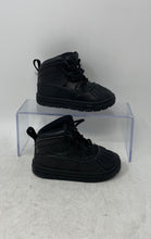 Load image into Gallery viewer, Nike Kids Woodside 2 ACG 524874-001 Black Lace-Up Hiking Shoes Size 7C
