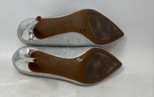 Load image into Gallery viewer, Jessica Simpson Womens Lindiza Silver Pointed Toe Stiletto Pump Heels Size 8.5M