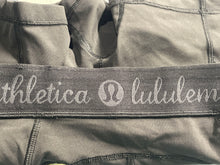 Load image into Gallery viewer, Lululemon Womens Black Stretch Elastic Waist Pull-On Yoga Athletic Shorts Size 2
