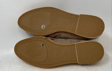 Load image into Gallery viewer, Two By Vince Camuto Womens Udessa Beige White Orange Oxford Shoes Size 7.5M