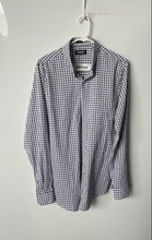 Load image into Gallery viewer, Express Mens Black White Plaid Long Sleeve Stretch Button-Up Shirt Size Medium