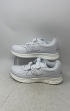 Load image into Gallery viewer, New Balance Unisex 577 MW577VW White Hook & Loop Sneaker Shoes Size M9 W10.5 D