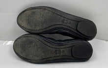 Load image into Gallery viewer, Authentic Tory Burch Womens Black Leather Cap Toe Ballet Flats 7M Damaged