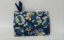 Load image into Gallery viewer, Vera Bradley Womens Multicolor Floral Print Quilted Card Slot Tri-Fold Wallet
