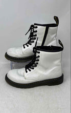 Load image into Gallery viewer, Dr. Martens Unisex White Leather Round Toe Lace-Up Combat Boots Size M4-W5