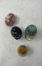 Load image into Gallery viewer, Lot Of 4 Pcs Multicolor Desktop Decoration Stone Egg Variety's Paperweight