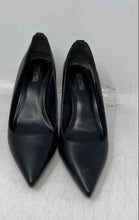 Load image into Gallery viewer, Michael Kors Womens Black Leather Pointed Toe Slip-On Pump Heels Size 6M